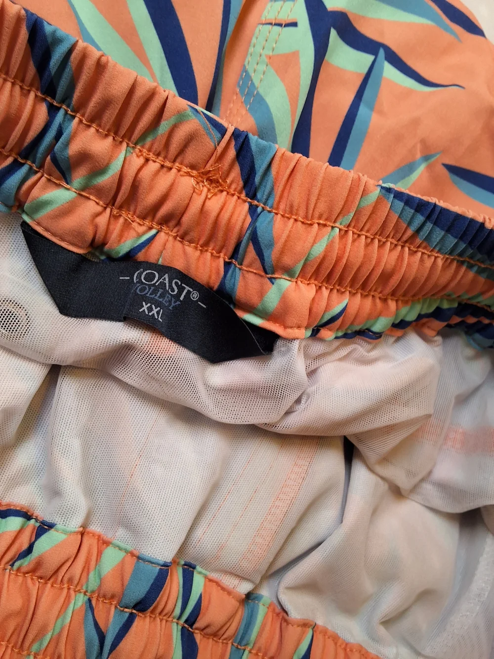 Men's Coral Tropical Print Swim Trunks - Elastic Waist